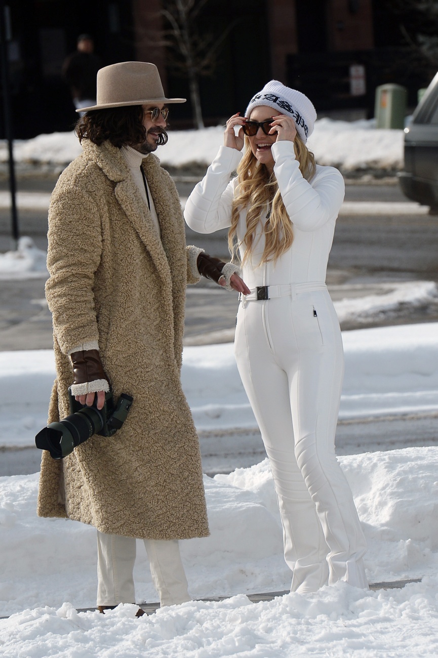Kate Hudson participates in a photo shoot in Aspen Kate Hudson participates in a photo shoot in Aspen