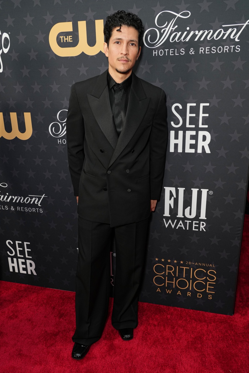 Danny Ramirez alla 28a edizione dei Critics Choice Awards