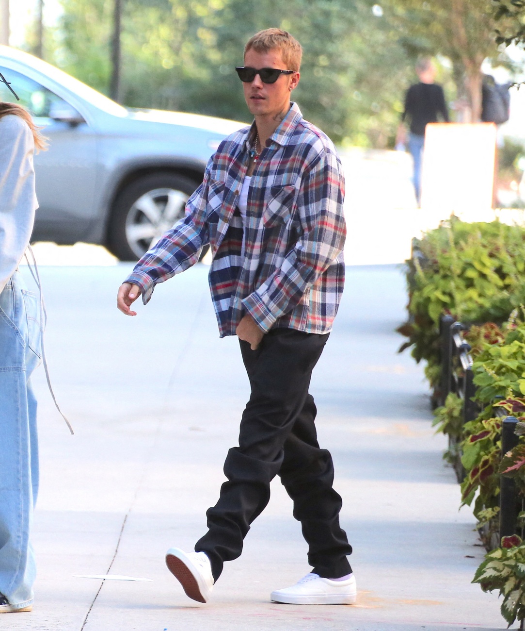 Justin Bieber pasea por las calles de Brooklyn