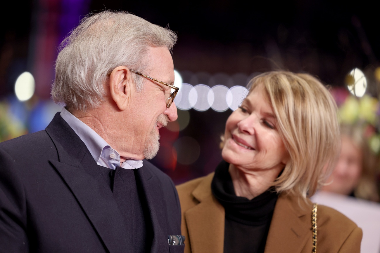 Steven Spielberg recibe el Oso de Oro en el Festival Internacional de Cine de Berlín