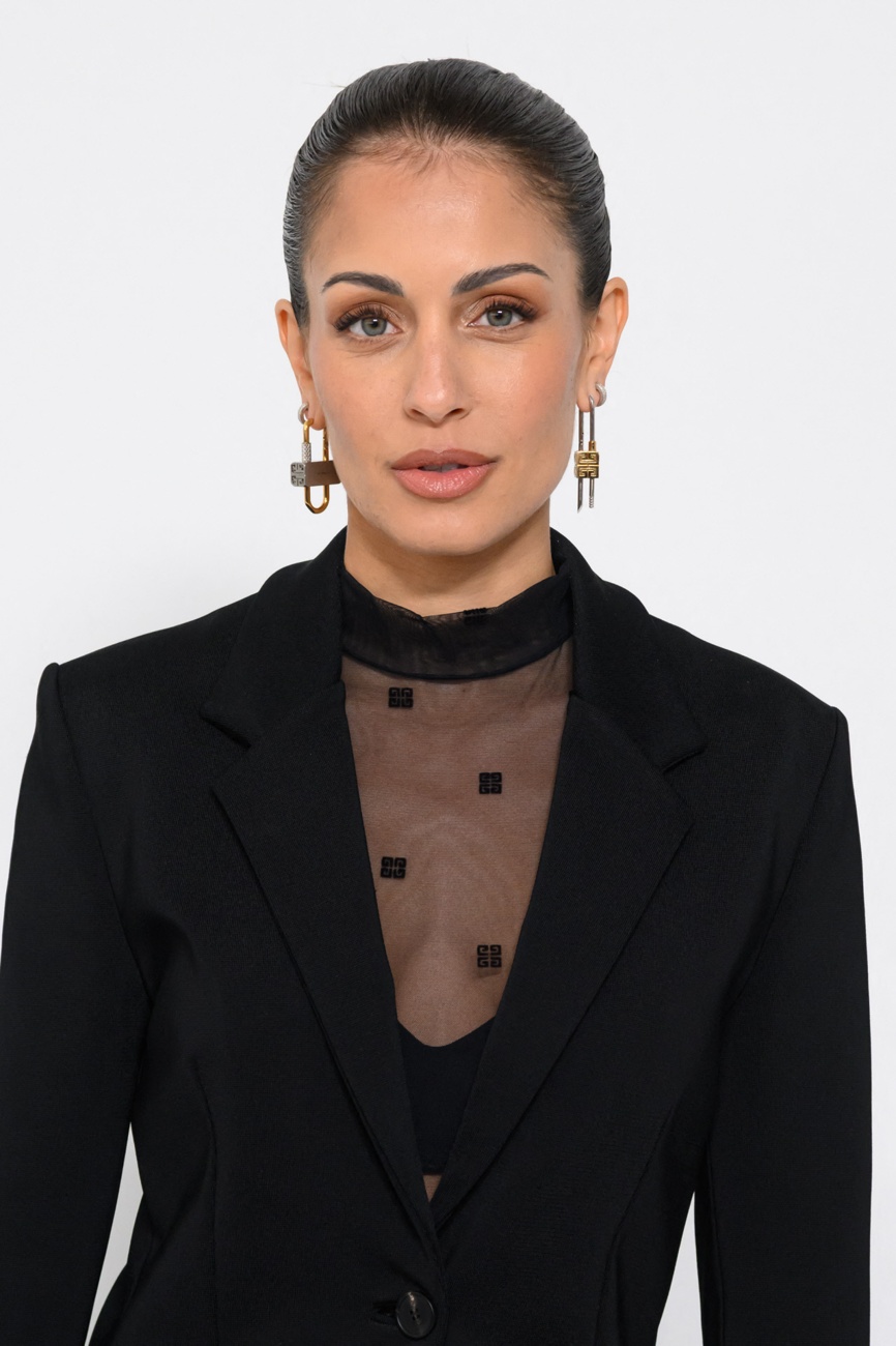 La décision de se séparer a été prise avant l'annonce de l'agression sexuelle. La décision de se séparer a été prise avant l'annonce de l'agression sexuelle.