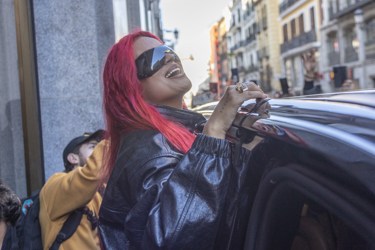 Karol G est superbe au naturel