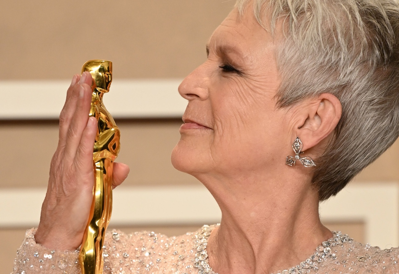 Jamie Lee Curtis con il suo Oscar