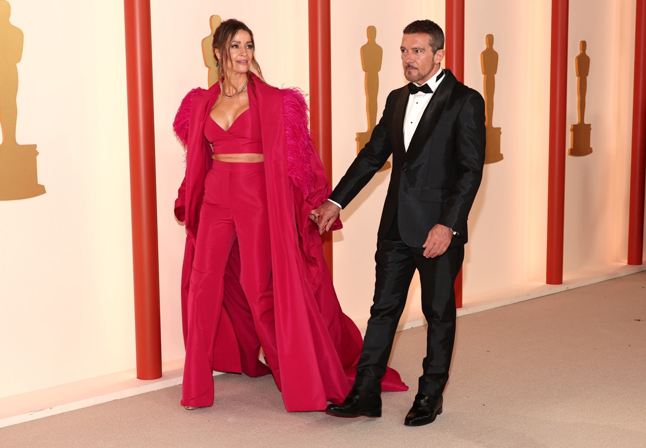 Nicole Kimpel et Antonio Banderas sur le tapis rouge de la 95e cérémonie des Oscars