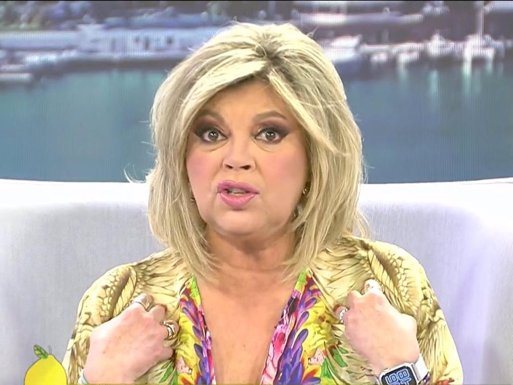TERELU CAMPOS EN EL PLATÓ DE 'SÁLVAME DIARIO' TERELU