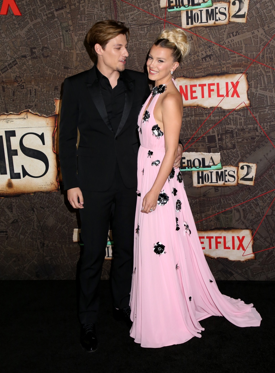 Millie a déclaré son amour à travers une chanson de Taylor Swift Millie a déclaré son amour à travers une chanson de Taylor Swift