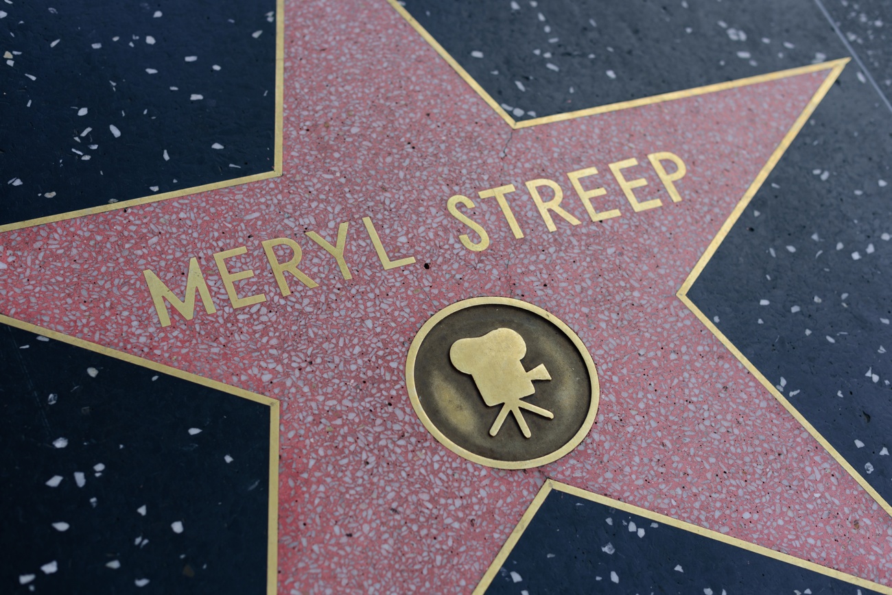 A actriz recebe o Prémio Princesa das Astúrias pelo seu trabalho como actriz. A actriz recebe o Prémio Princesa das Astúrias pelo seu trabalho como actriz.