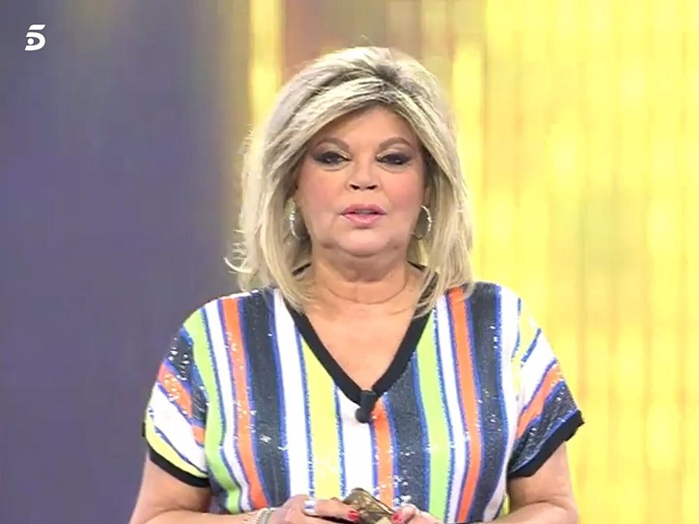 TERELU CAMPOS EN EL PLATÓ DE 'SÁLVAME DIARIO' TERELU