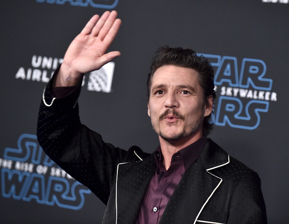 Pedro Pascal confirms he only voices TheMandalorian