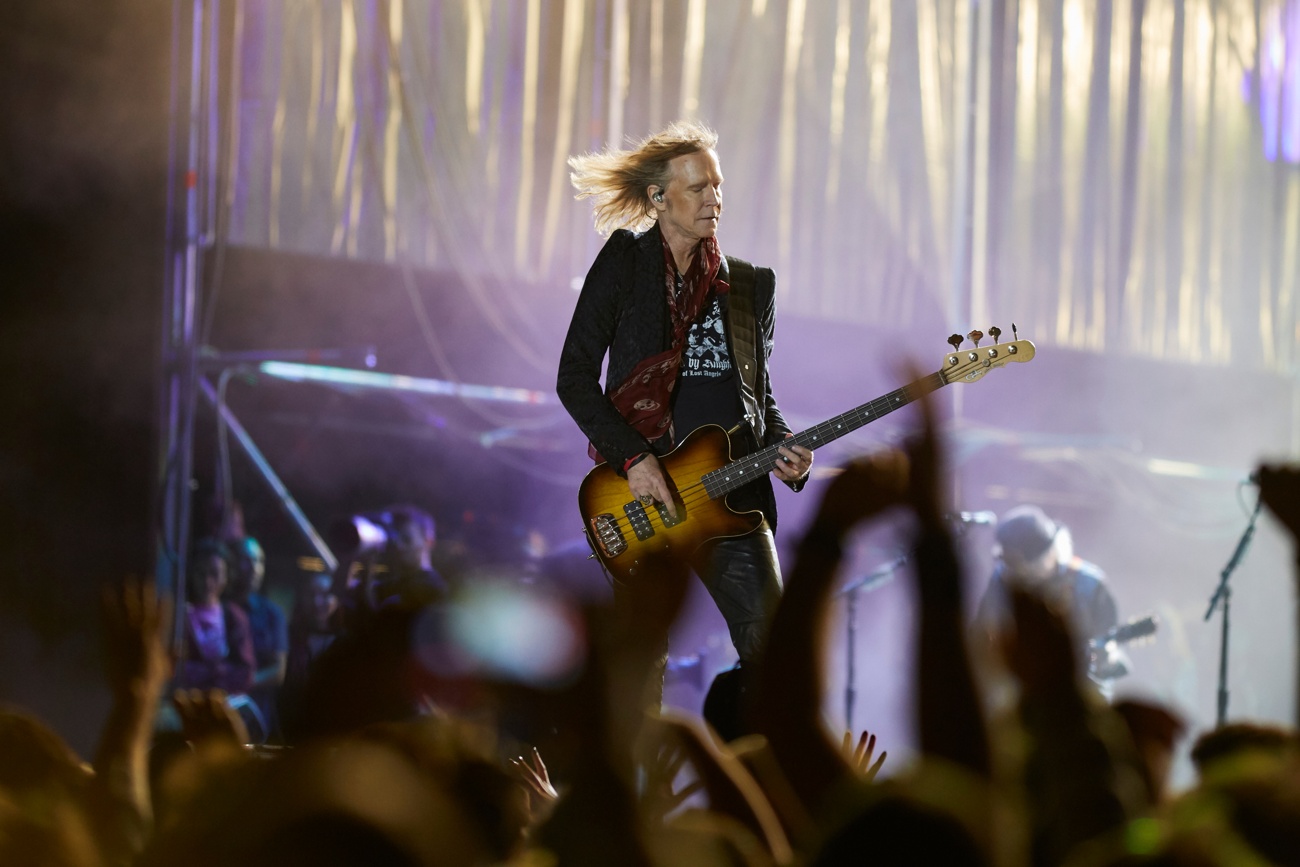 More than 10 world tours More than 10 world tours