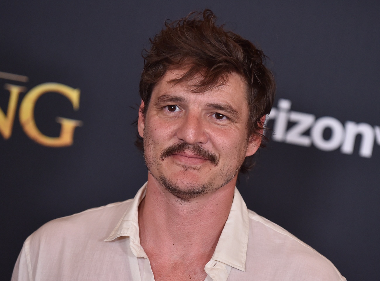 Pedro Pascal et une anecdote choquante : il a contracté une infection oculaire en recréant une scène emblématique de «Game of Thrones»