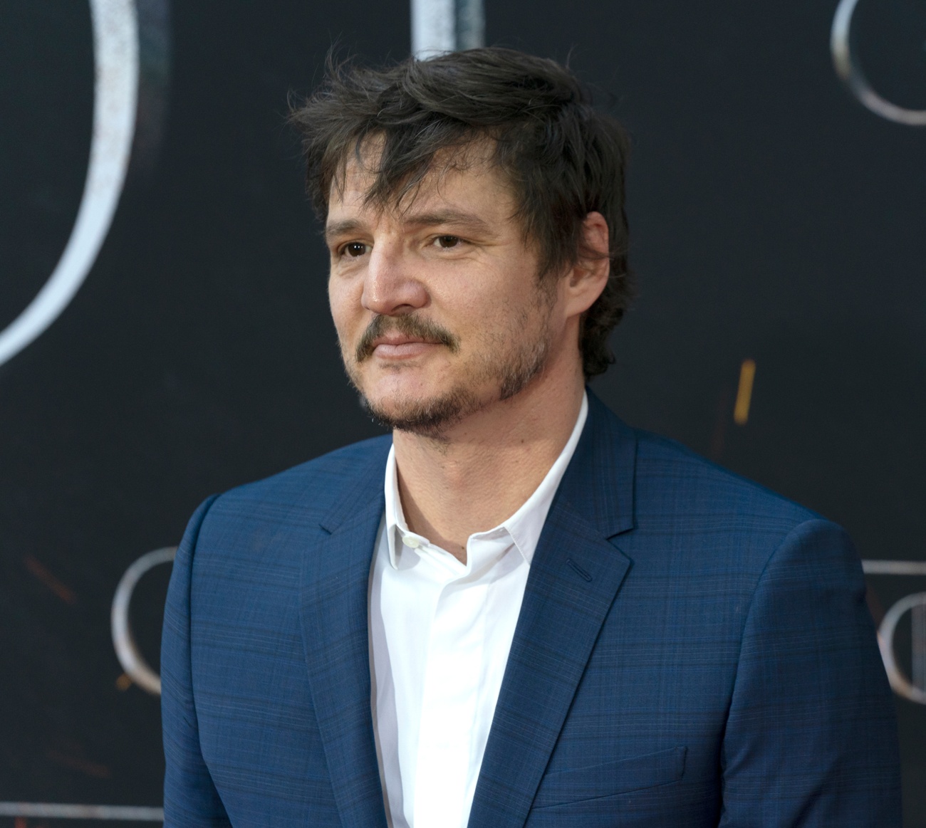 Pedro Pascal raconte une anecdote surprenante : un fan lui a fait une infection à l’œil après avoir rejoué CETTE scène de »Game of Thrones»