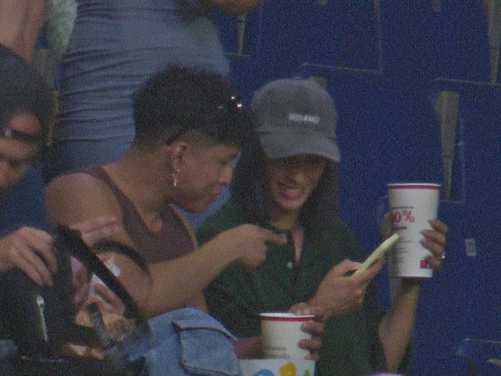 CHANEL EN EL CONCIERTO DE LOLA ÍNDIGO CHANEL