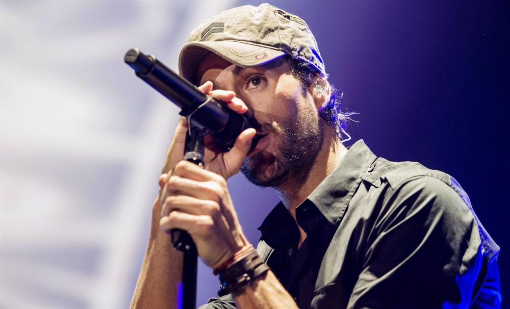 Archivo - A Enrique Iglesias y Cristiano Ronaldo les une una relación de lo más especial. Ambos son los número uno en sus profesiones, además de socios en uno de los restaurantes más prestigiosos de la gastrónomia patria, Tatel, y buenos amigos. Ahora un Archivo