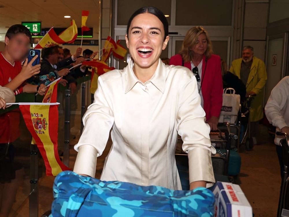 BLANCA PALOMA REGRESA A ESPAÑA TRAS SU PASO POR EUROVISIÓN BLANCA