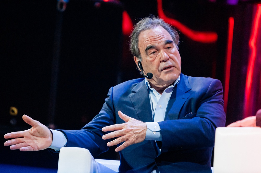 Oliver Stone califica a la película ‘John Wick’ 4 de “repugnante más allá de lo creíble” Oliver Stone califica a la película ‘John Wick’ 4 de “repugnante más allá de lo creíble”