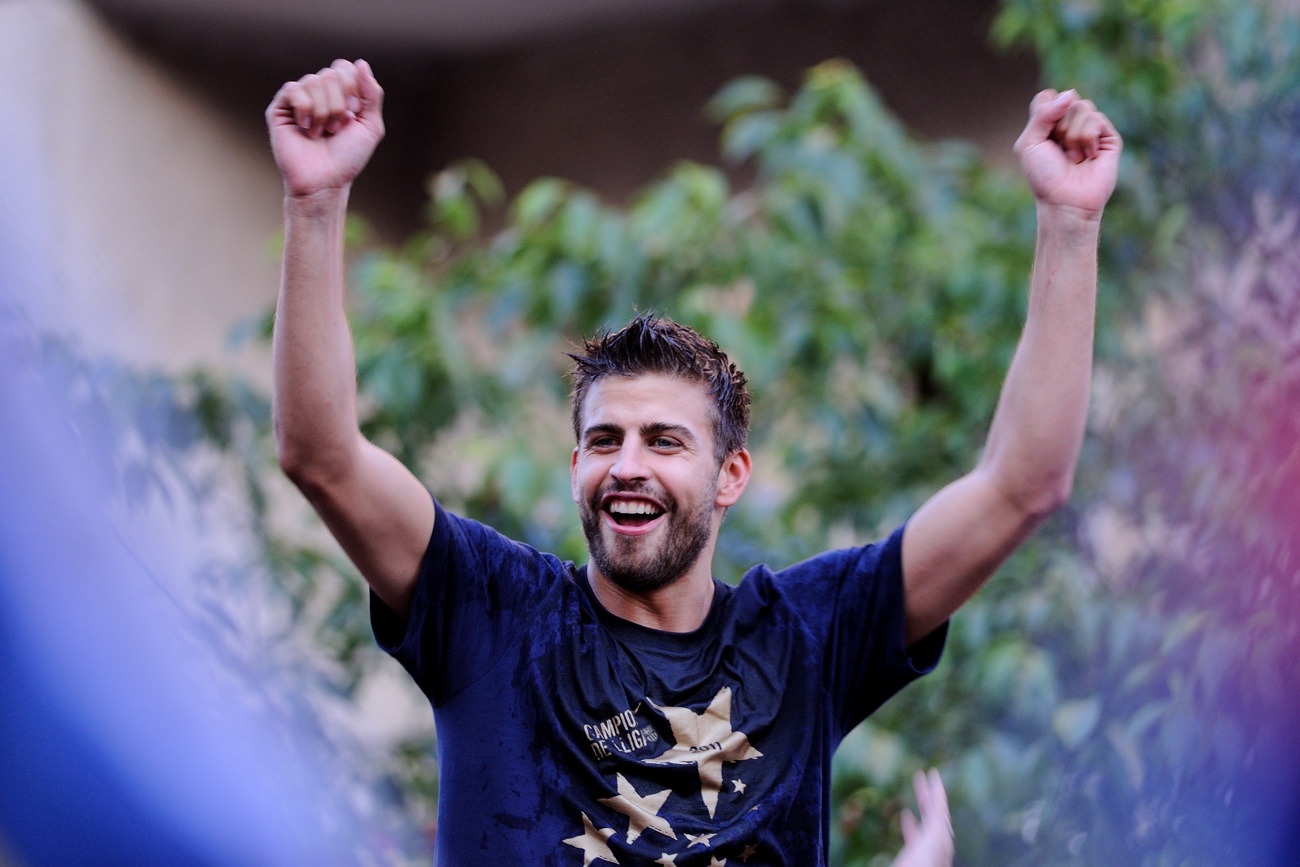 Shakira se enteró por la prensa del engaño de Piqué Shakira se enteró por la prensa del engaño de Piqué