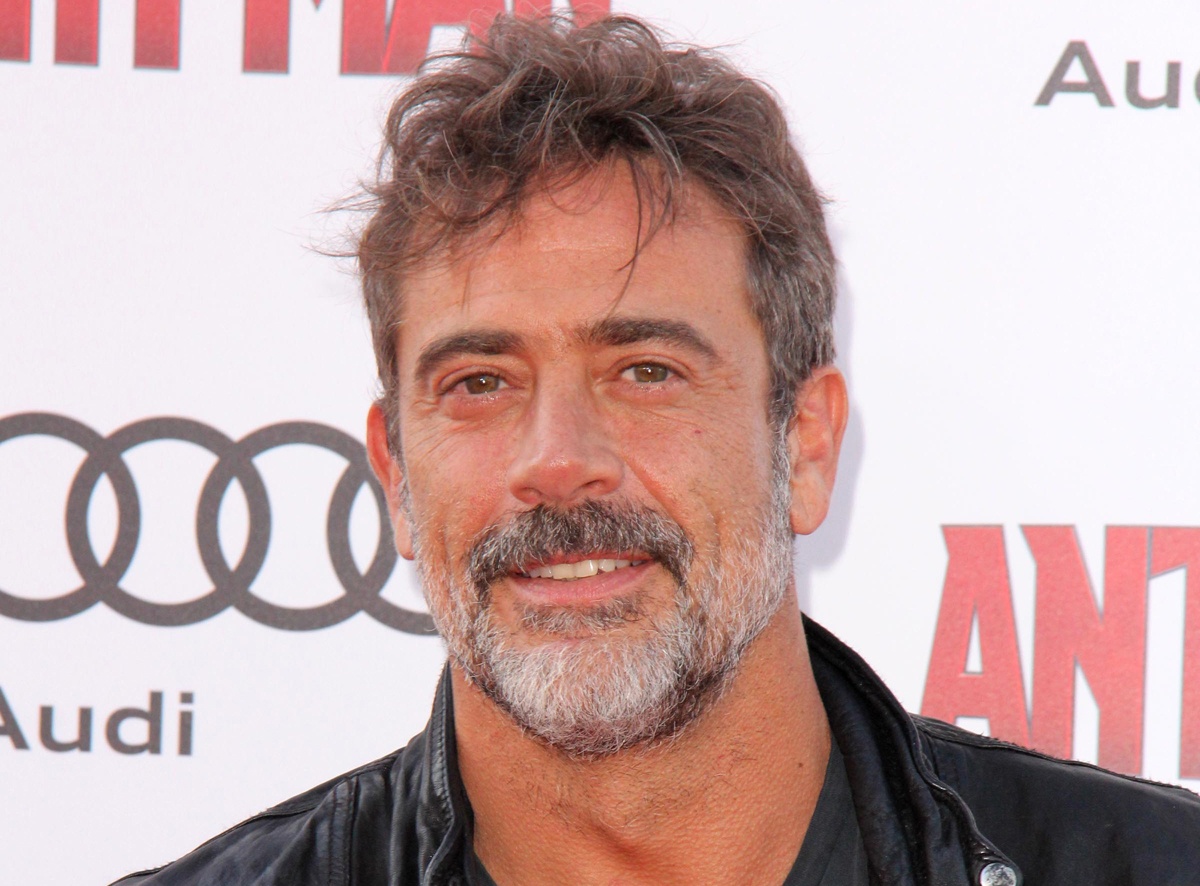 No está con su familia No está con su familia