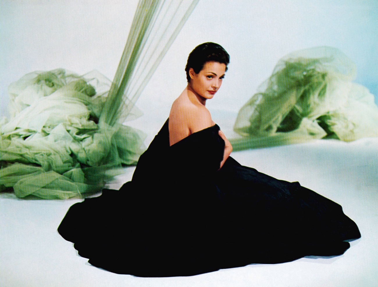 Solo quedaba con sus amigos más cercanos Solo quedaba con sus amigos más cercanos