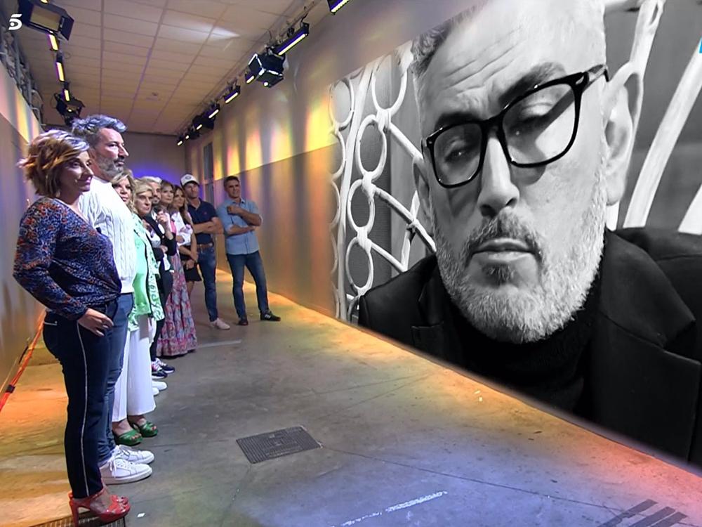 LOS COLABORADORES DE 'SÁLVAME DIARIO' SE ENTERAN DE LA BODA DE KIKO HERNÁNDEZ Y FRAN ANTÓN LOS