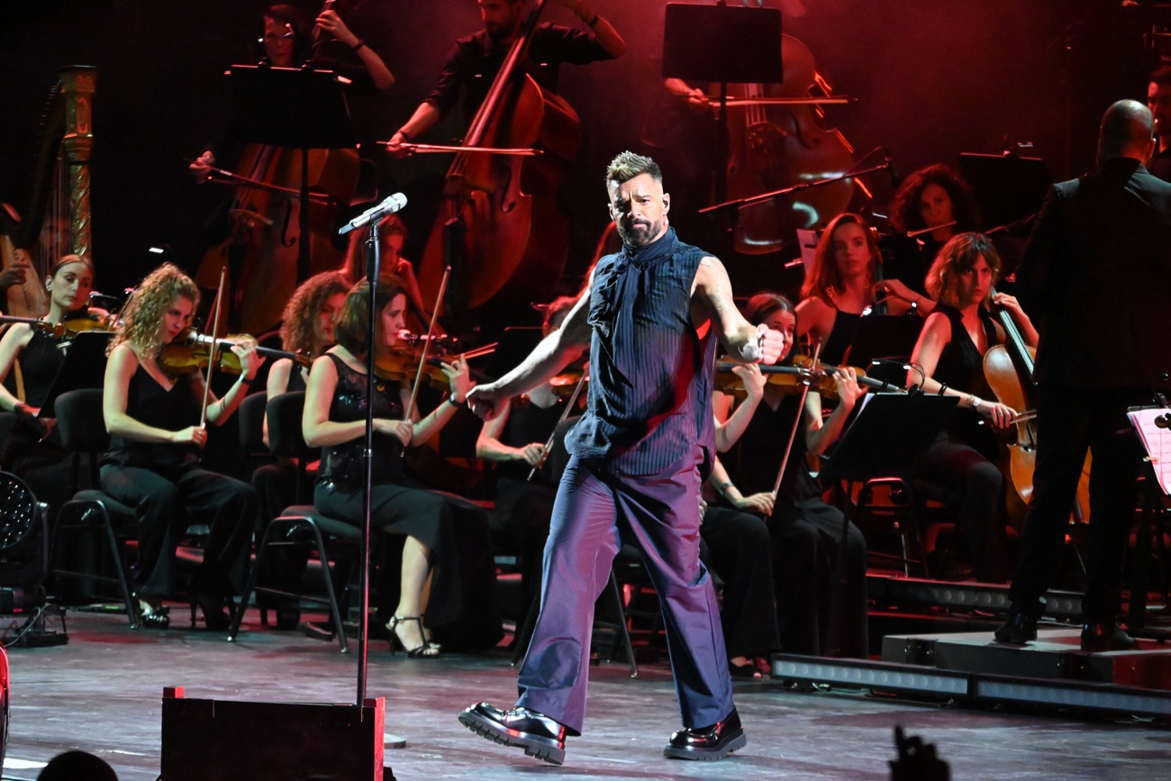 El cantante es siempre sincero El cantante es siempre sincero