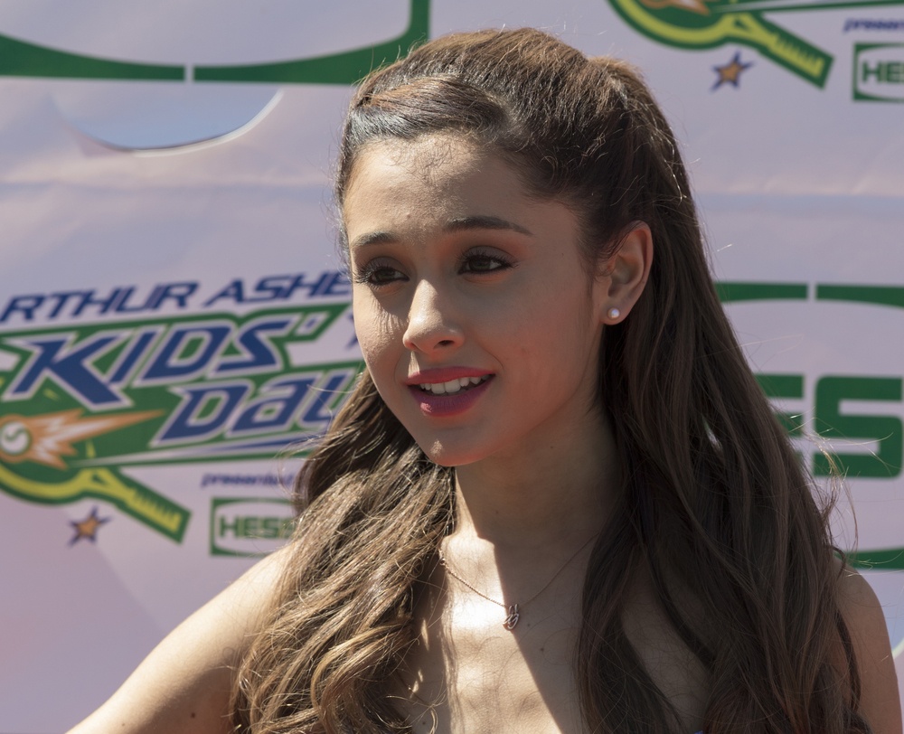 Varios noviazgos mediáticos Varios noviazgos mediáticos