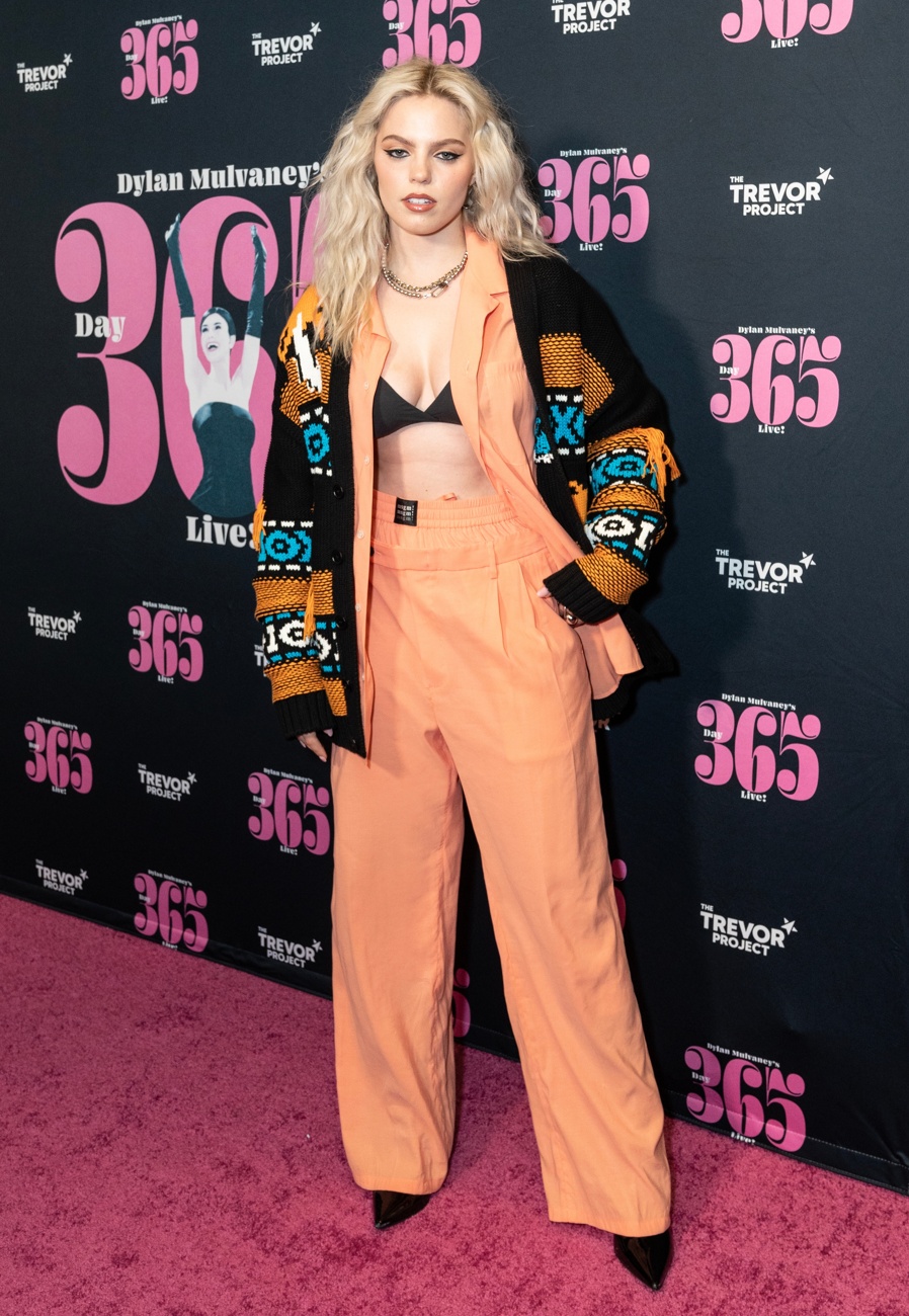 La actriz tiene mucho trabajo por delante La actriz tiene mucho trabajo por delante