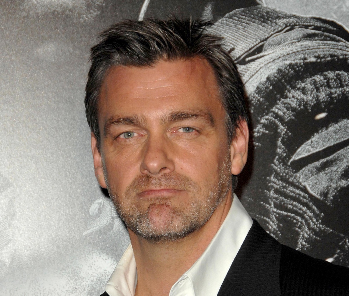 Ray Stevenson es homenajeado en el inicio de ‘Ahsoka’