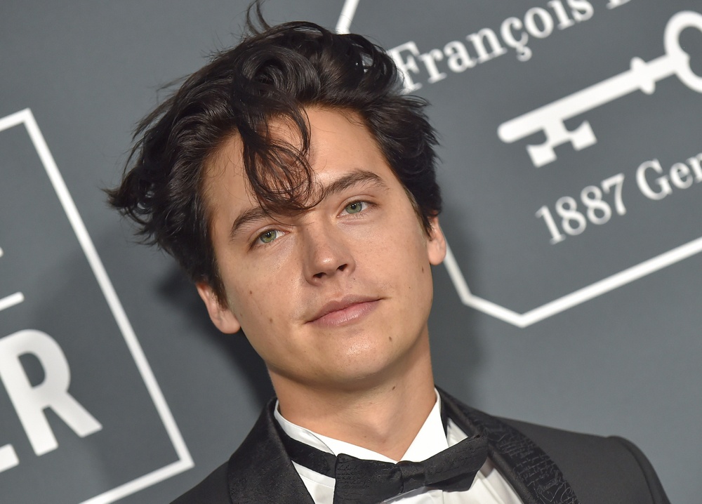 Amenazas de muerte hacia Cole Sprouse tras su separación con Lili Reinheart