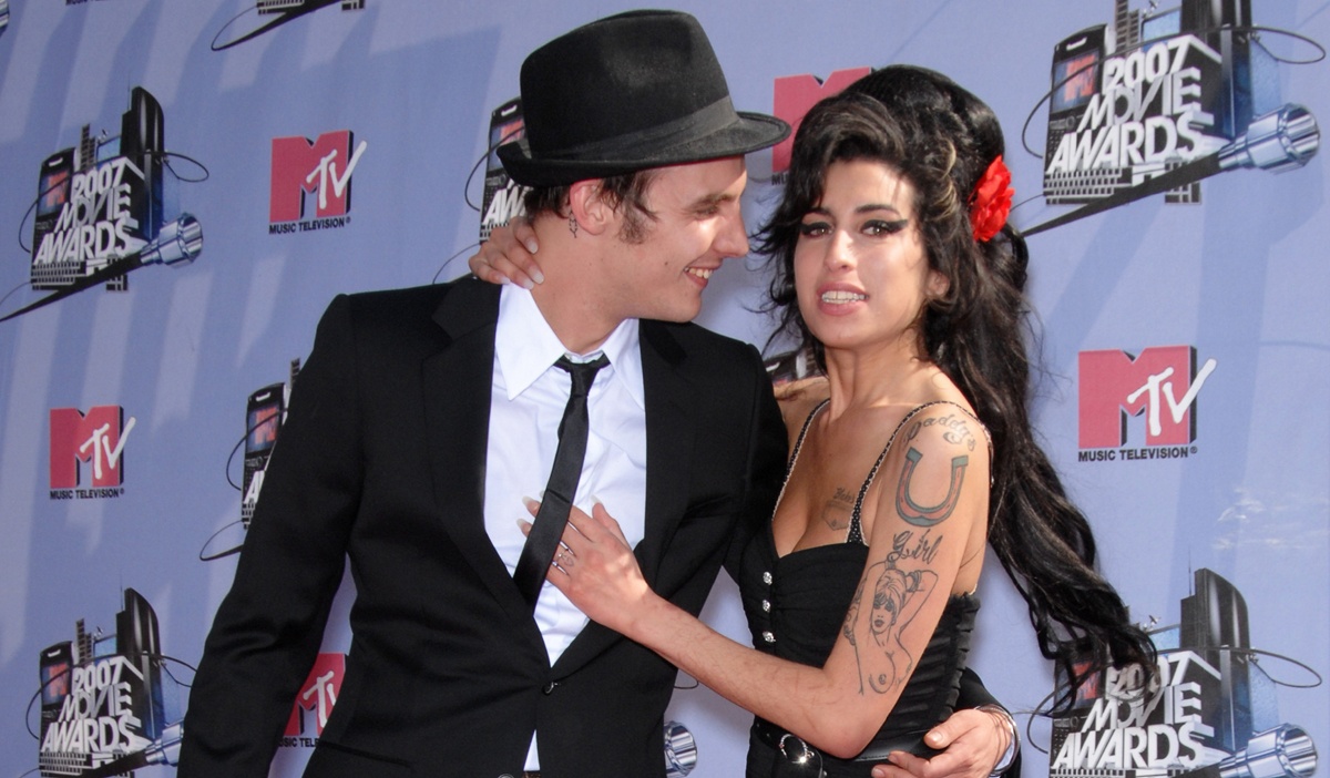 Los padres de Amy Winehouse hacen públicos los diarios de la cantante