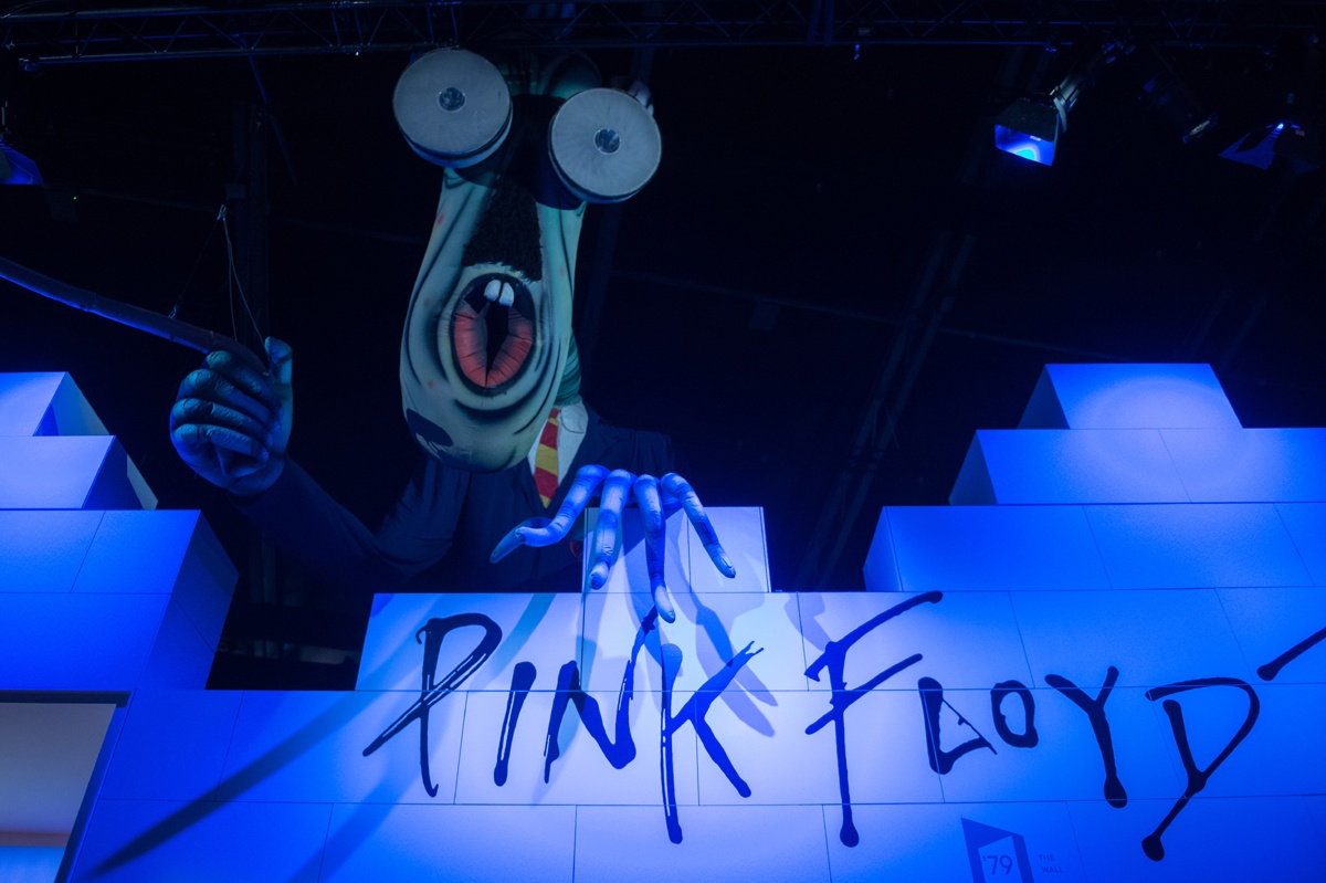 Empty Spaces' - Pink Floyd Empty Spaces' - Pink Floyd