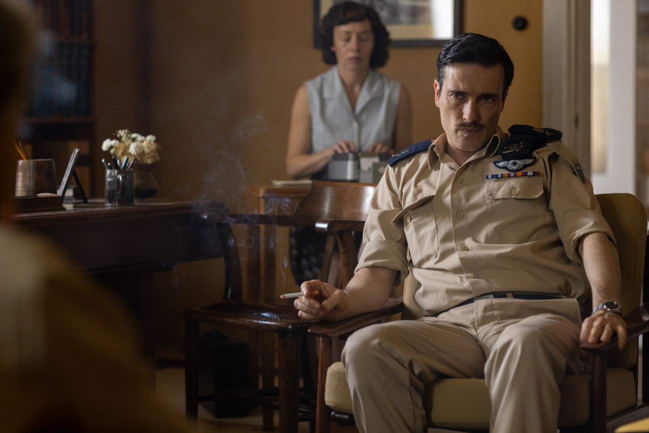 Las historias que escuchó de niño no se correspondían a su visión de adulto Las historias que escuchó de niño no se correspondían a su visión de adulto