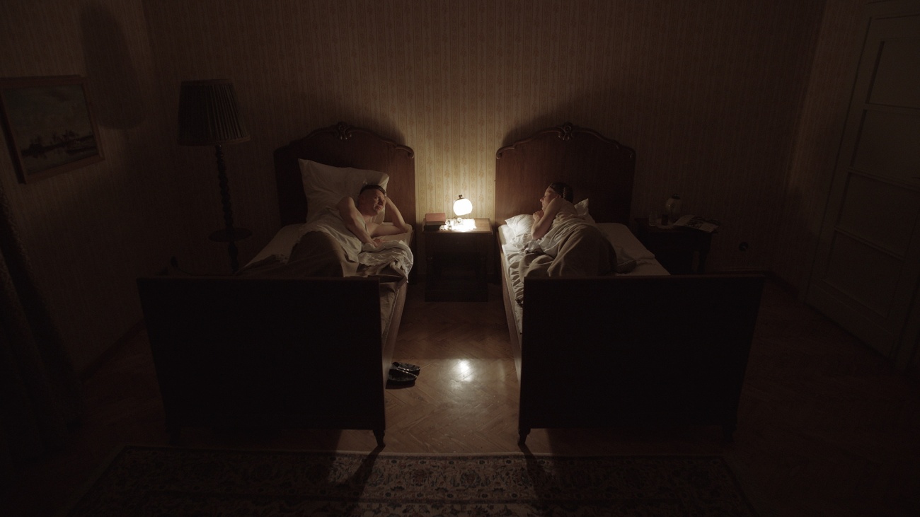 La película está basada en una novela La película está basada en una novela