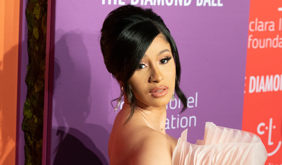 Cardi B vs Nicki Minaj Cardi B vs Nicki Minaj